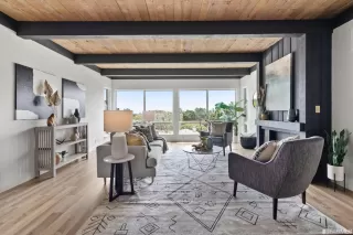 Photo #2: 423746144 Listing