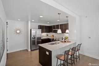 Photo #6: 423746186 Listing