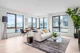 Photo #4: 423746241 Listing