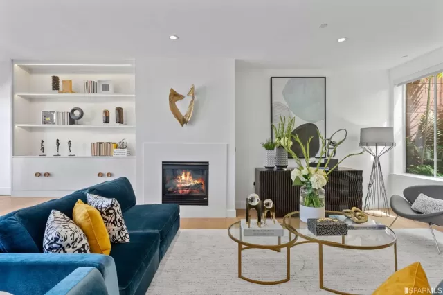 MLS: 423746307 Condo For Sale