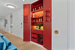 Photo #4: 423746307 Listing