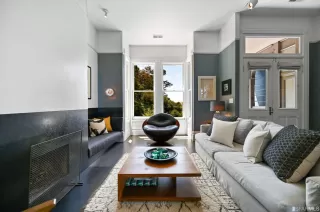 Photo #3: 423746636 Listing 