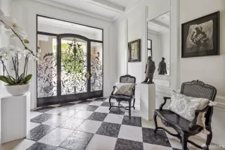 Photo #6: 423747032 Listing