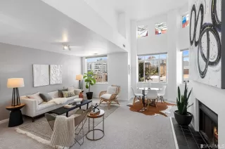 Photo #1: 423747097 Listing 