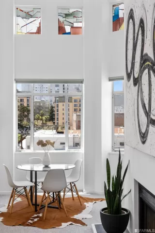 Photo #6: 423747097 Listing 