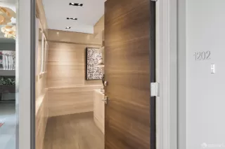 Photo #2: 423747176 Listing