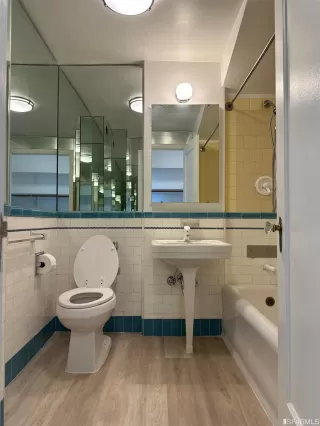 Photo #3: 423747419 Listing 