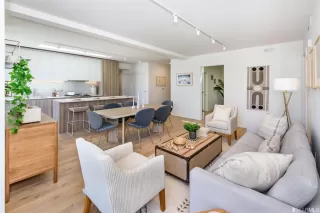 Photo #6: 423747948 Listing 