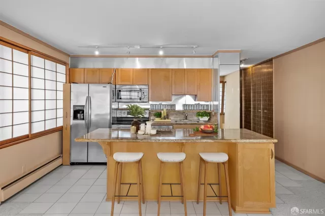 MLS: 423749739 Condo For Sale