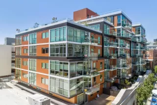 Photo #3: 423750745 Listing