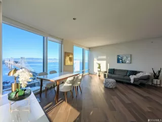 Photo #5: 423751135 Listing