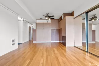 Photo #4: 423751701 Listing 