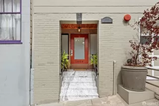 Photo #6: 423751984 Listing