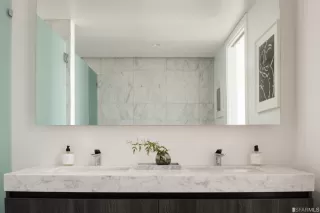 Photo #5: 423752056 Listing 