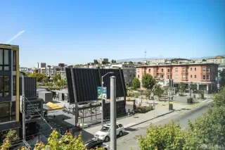 Photo #4: 423752115 Listing