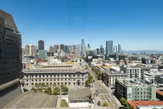 Photo #5: 423752389 Listing