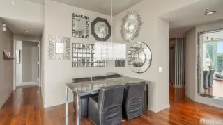 Photo #4: 423752631 Listing 