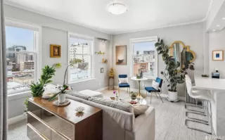 Photo #1: 423752807 Listing 