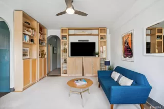 Photo #3: 423752844 Listing