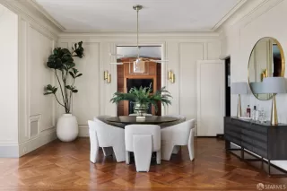 Photo #3: 423753167 Listing 