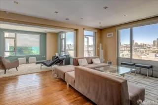 Photo #5: 423753321 Listing 