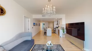 Photo #5: 423753372 Listing