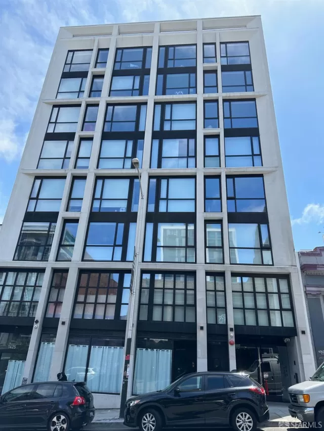 MLS: 423753802 Condo For Sale