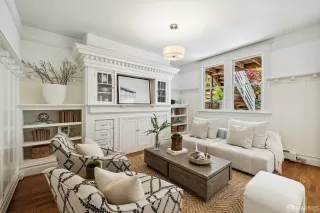 Photo #1: 423753939 Listing