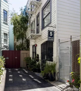 More Details about MLS # 423753986 : 5 FELLA PLACE #301