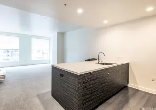 Photo #5: 423754516 Listing 