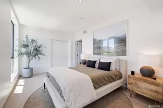 Photo #4: 423754835 Listing