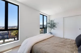 Photo #6: 423754835 Listing