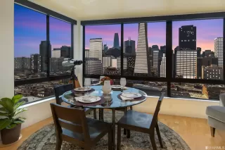 Photo #3: 423755545 Listing