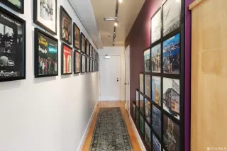 Photo #4: 423755545 Listing