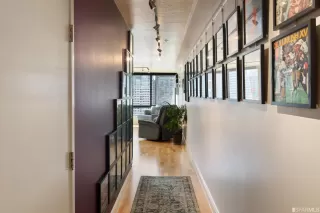 Photo #5: 423755545 Listing