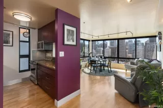 Photo #6: 423755545 Listing