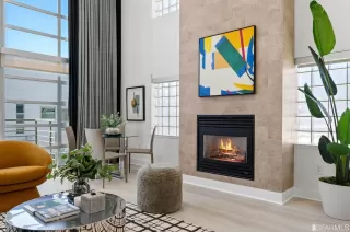 Photo #6: 423755645 Listing