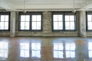 Photo #2: 423756253 Listing 