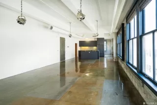 Photo #6: 423756253 Listing 