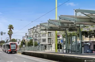 Photo #5: 423756775 Listing