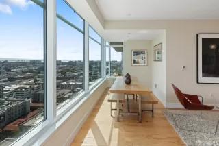 Photo #4: 423757063 Listing