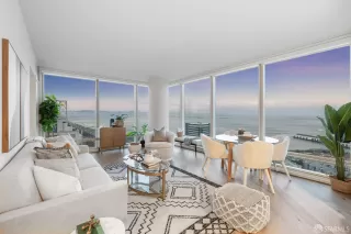 Photo #1: 423757311 Listing