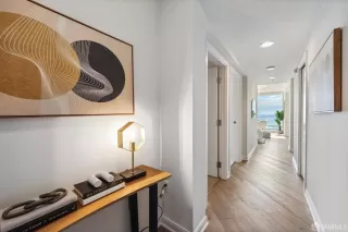 Photo #4: 423757311 Listing