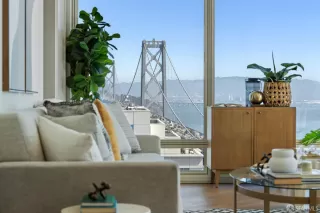 Photo #6: 423757311 Listing