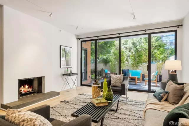 MLS: 423757486 Condo For Sale