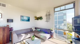 Photo #4: 423758258 Listing