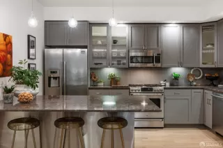 Photo #3: 423758585 Listing