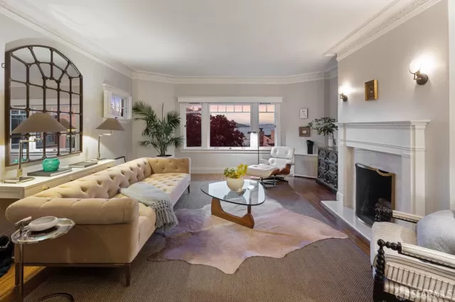 MLS: 423759164 Condo For Sale