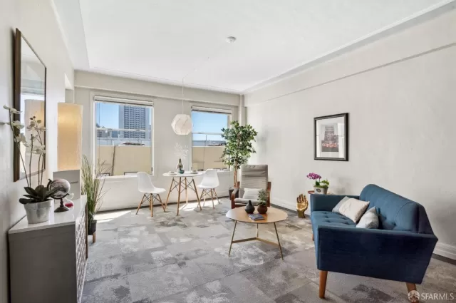 MLS: 423759508 Condo For Sale