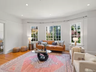 Photo #1: 423760137 Listing 